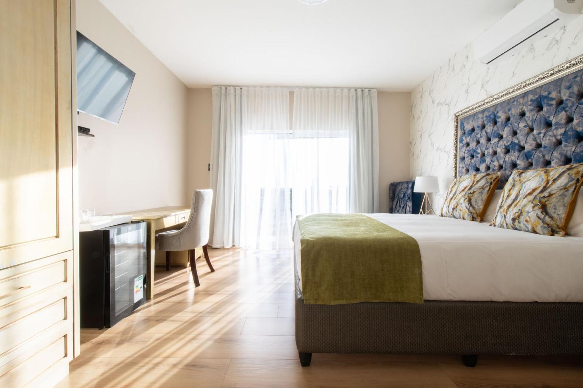Dolphin Bay Boutique Hotel And Spa Port Elizabeth Buitenkant foto