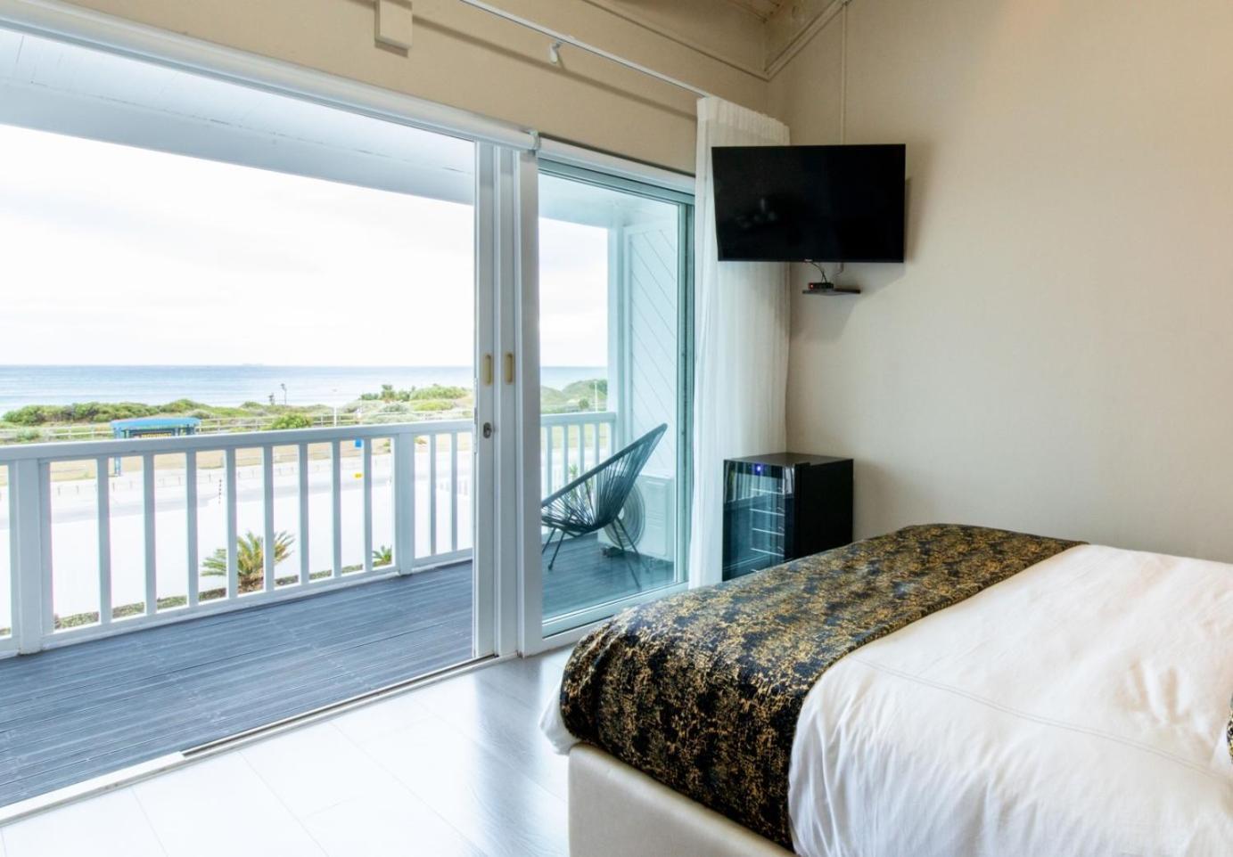 Dolphin Bay Boutique Hotel And Spa Port Elizabeth Buitenkant foto