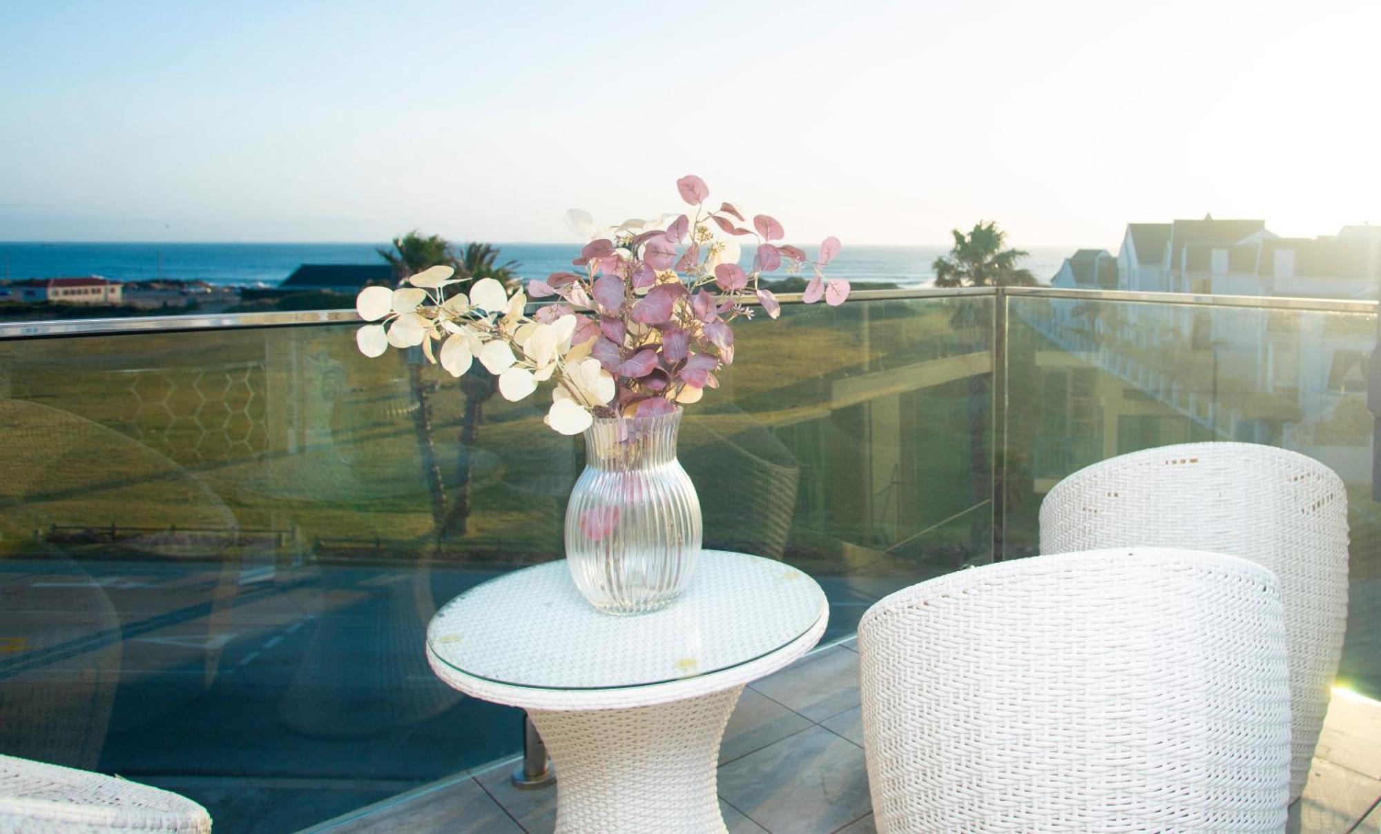 Dolphin Bay Boutique Hotel And Spa Port Elizabeth Buitenkant foto